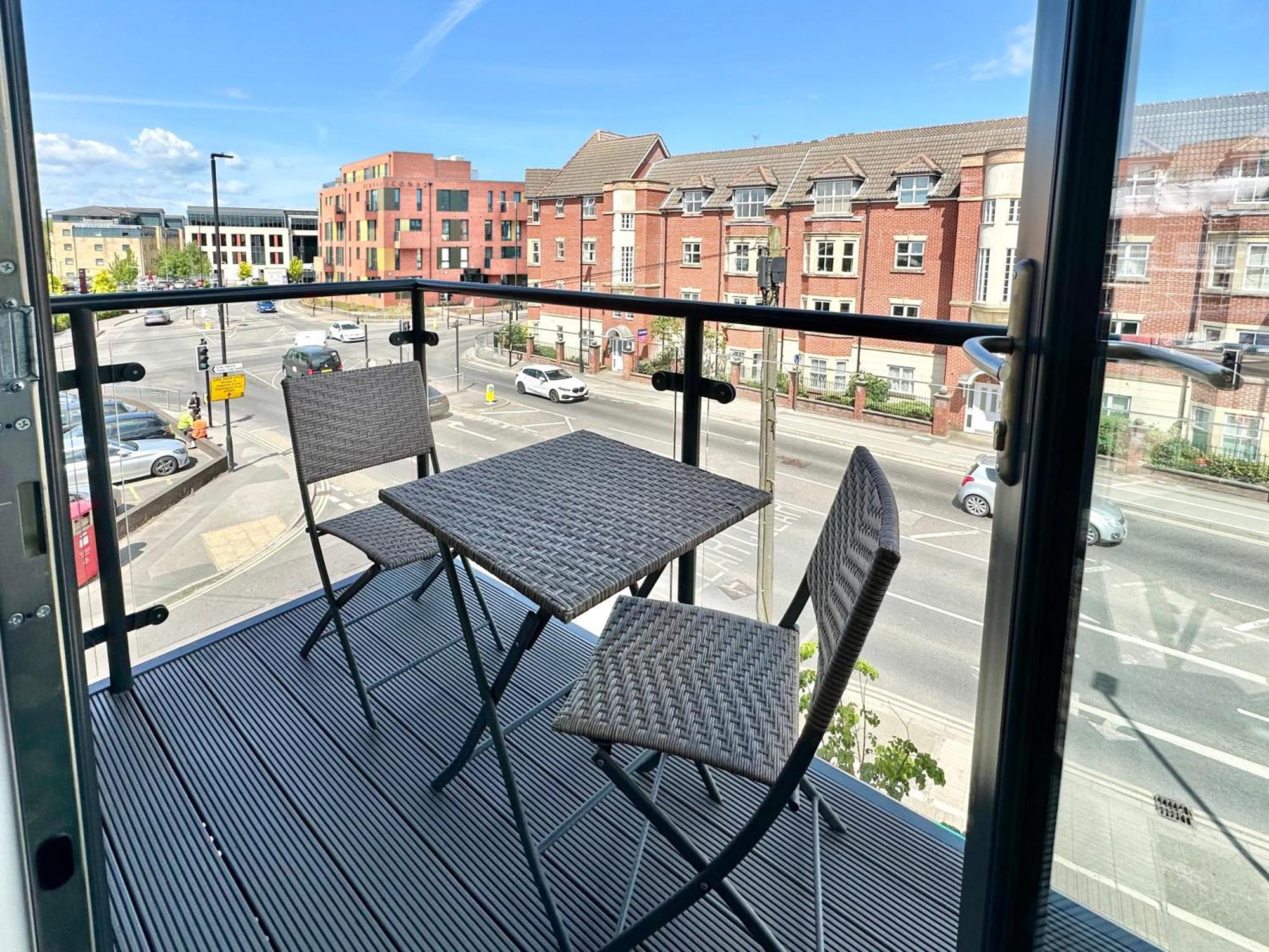 Icona Luxury Apartment With Minster Views & Allocated Parking York Exterior photo